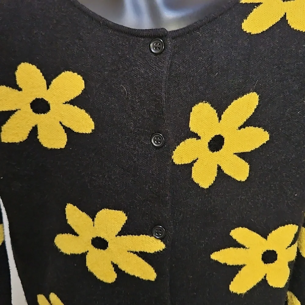 FOREVER 21 Black Crop Cardigan with Yellow Flowers - M